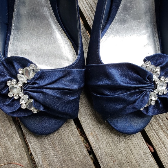 Satin Blue 3.5" Heels - Picture 4 of 4